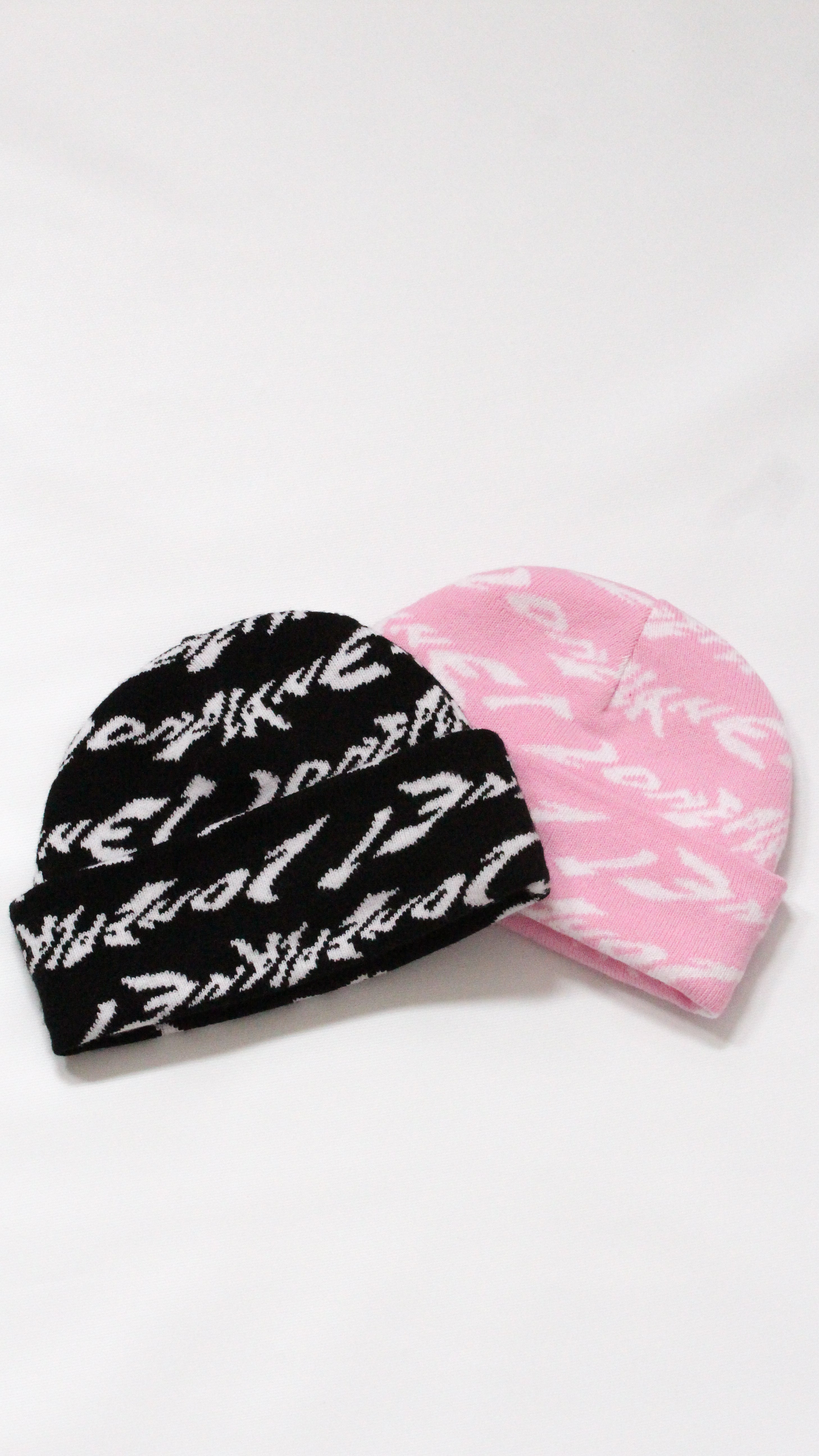 DISTORT BEANIE - BLACK image 1
