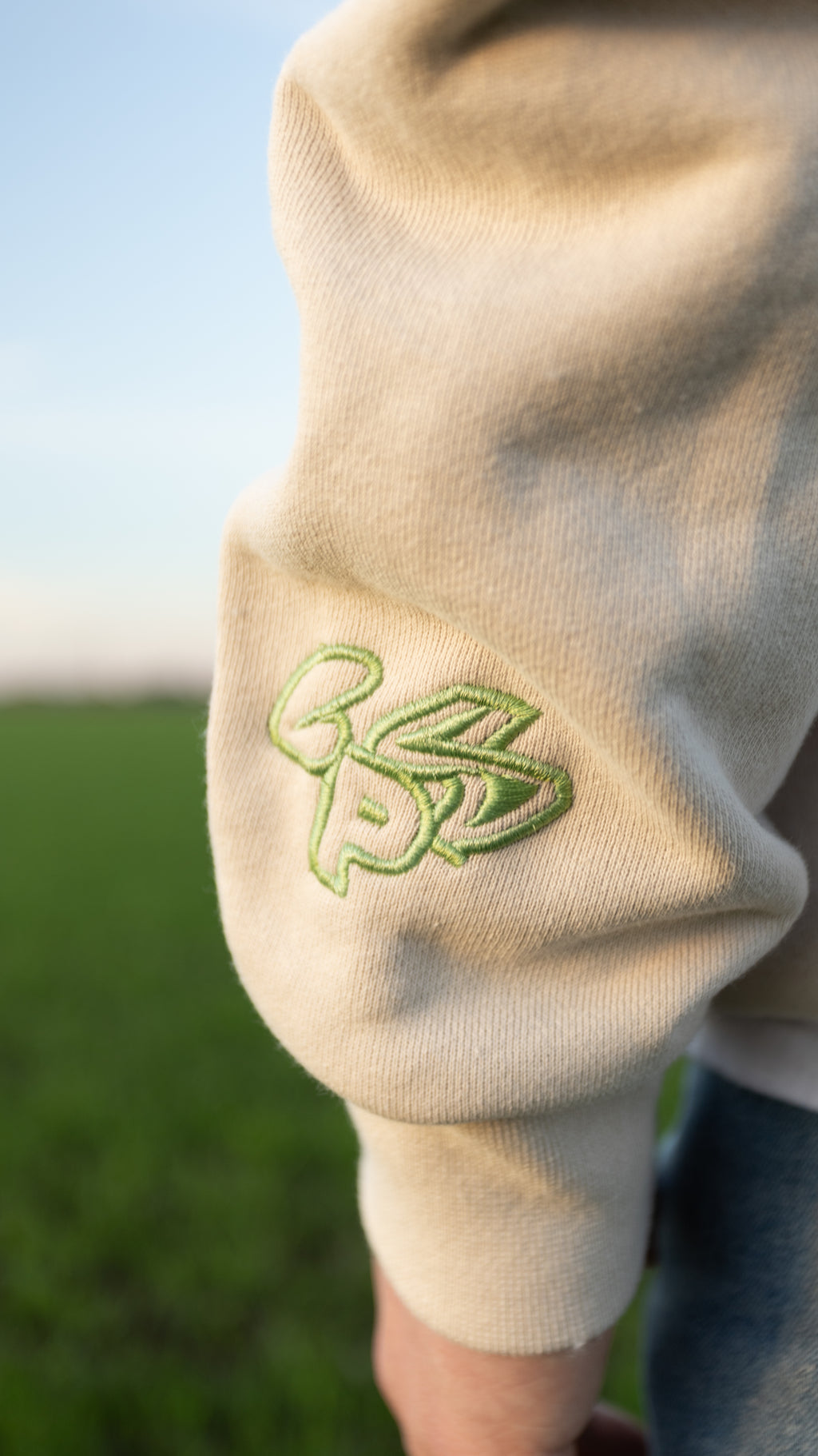 Endless Adventure Hoodie - Creme image 4